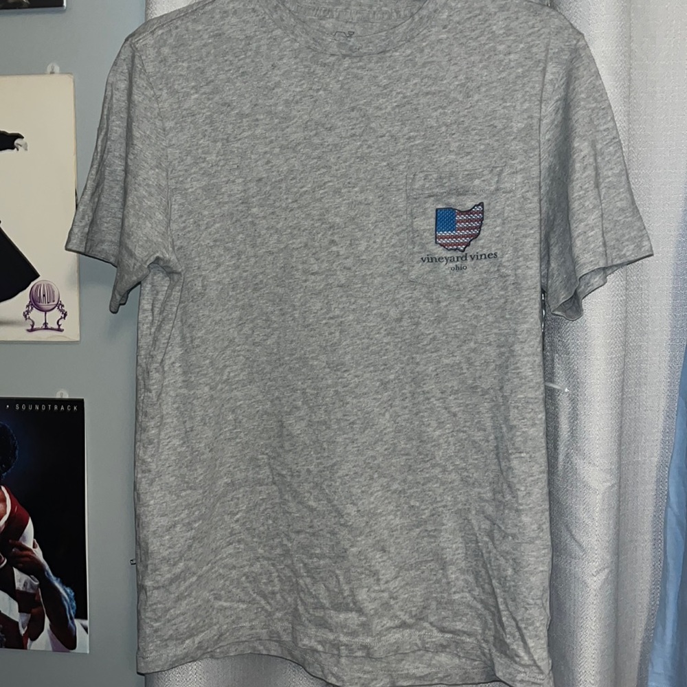 Vineyard vine shirt